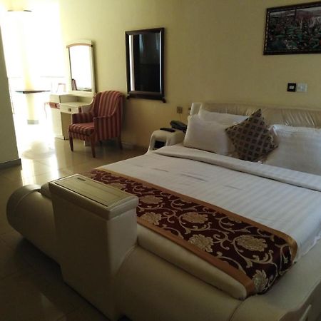 Jobyco Hotel Santeo Dış mekan fotoğraf